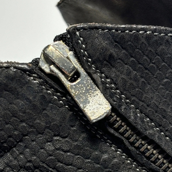 Officine Creative Legrand Black Snakeskin Reptile Look Leather Booties Size 38 - Picture 9 of 13